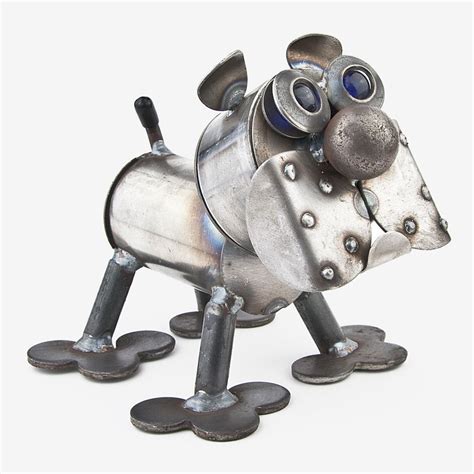 small metal bulldog